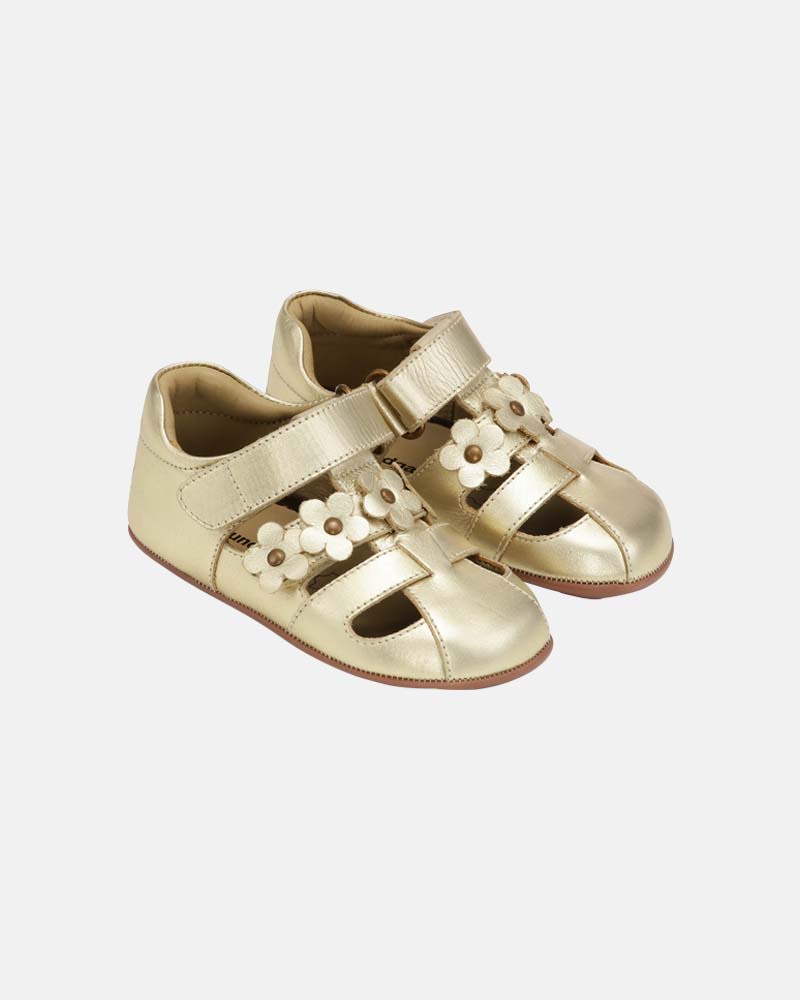 Tobias Flower Champagne